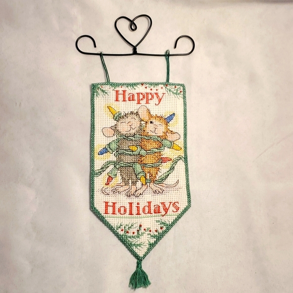 Cross Stitch Christmas Banner Mice Wrapped in Lights Dimensions Happy Holidays - Picture 2 of 6